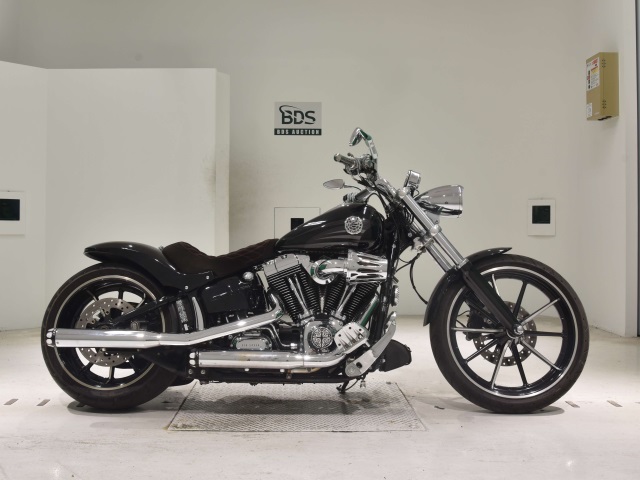 HD BREAKOUT FXSB1580 2014