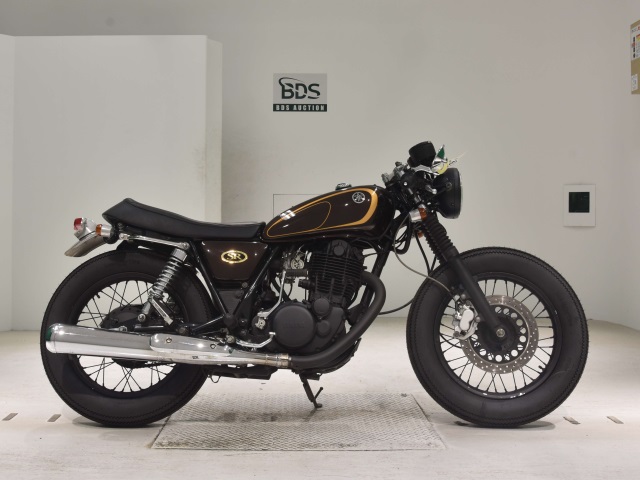 Yamaha SR400 2006