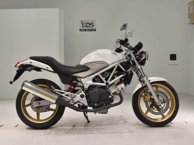 Honda VTR250 2011