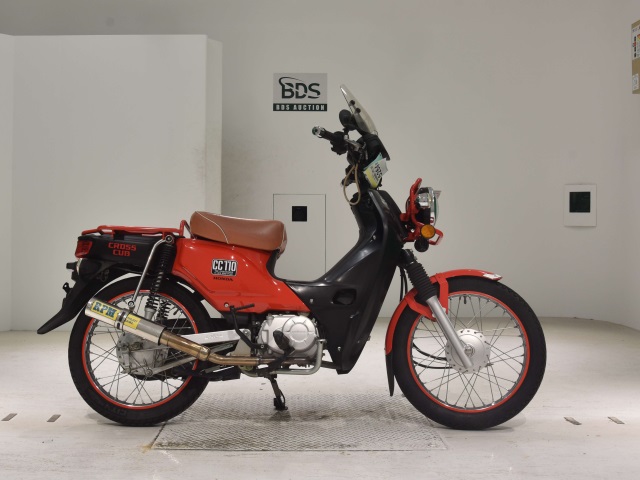 Honda CC110 CROSSCUB 2016