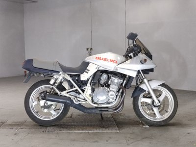 Suzuki GSX250S KATANA