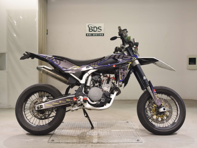 Husqvarna SM250R 2008