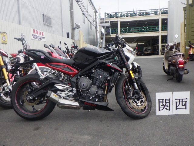 Triumph STREET TRIPLE R 2018
