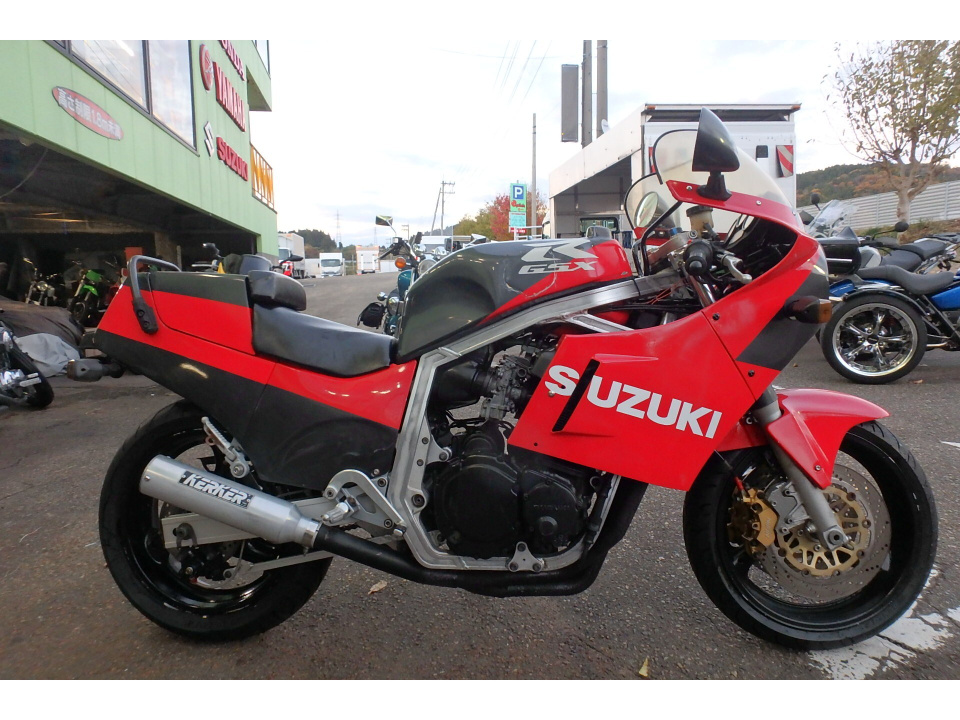 Suzuki GSX-R750 1985