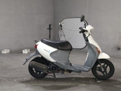 Suzuki LETS4