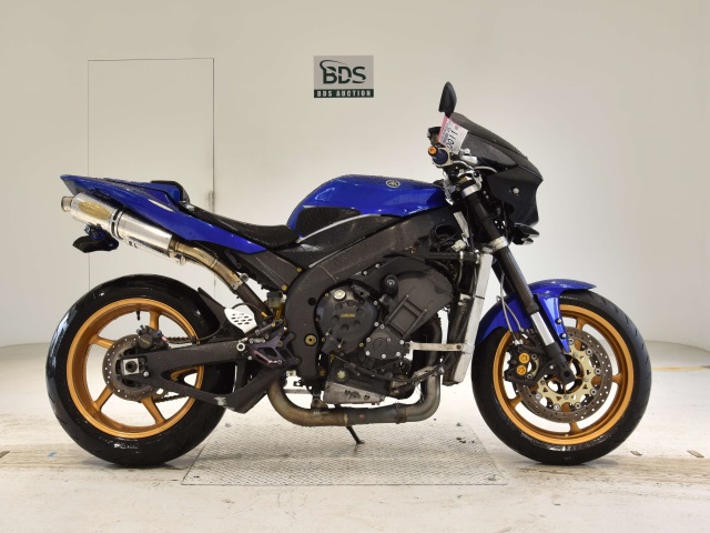 Yamaha YZF-R1 2004