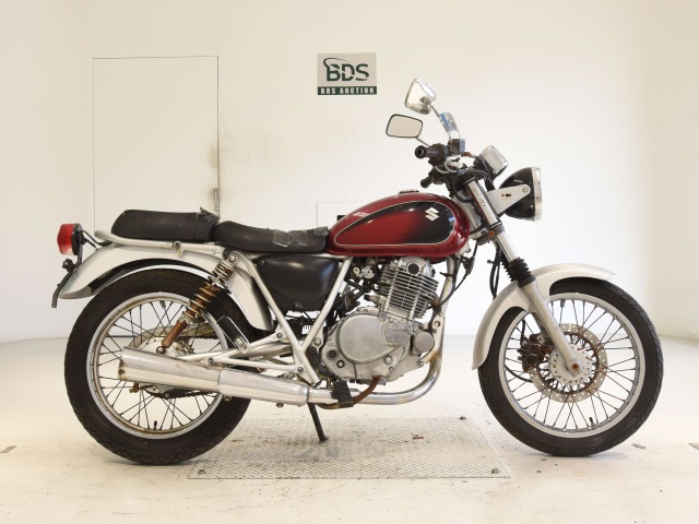Suzuki ST250E