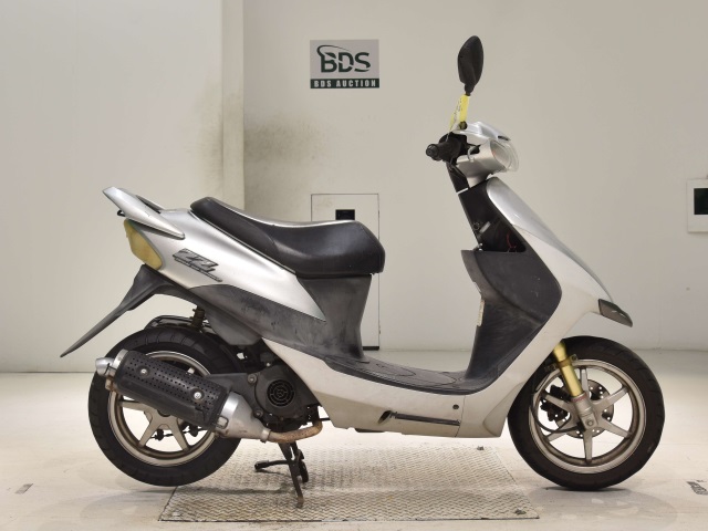 Suzuki SEPIA ZZ