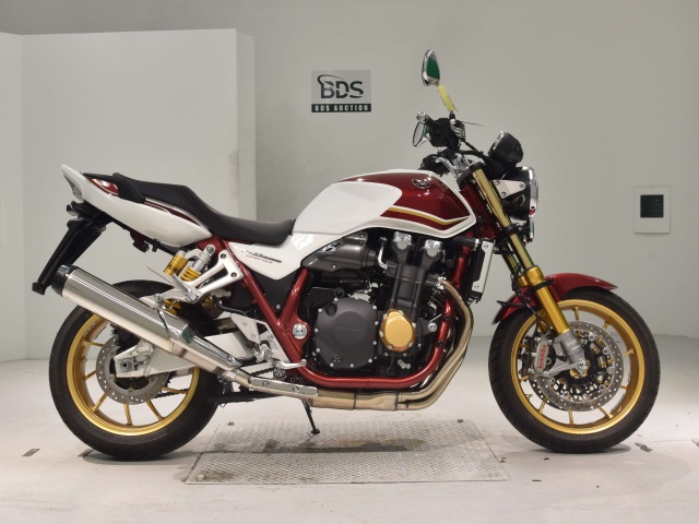 Honda CB1300SF 2023