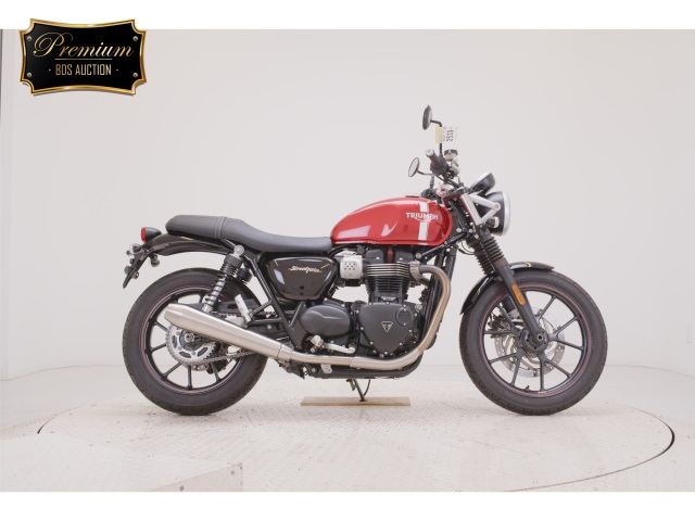 Triumph STREET TWIN 2016
