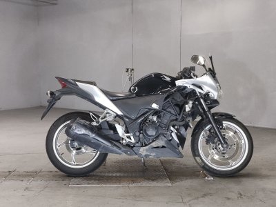Honda CBR250R 2011