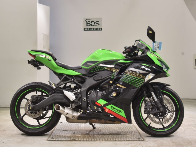 Kawasaki NINJA ZX-25R 2021