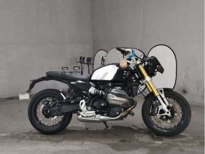 BMW R NINE T 2024