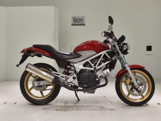 Honda VTR250 2011