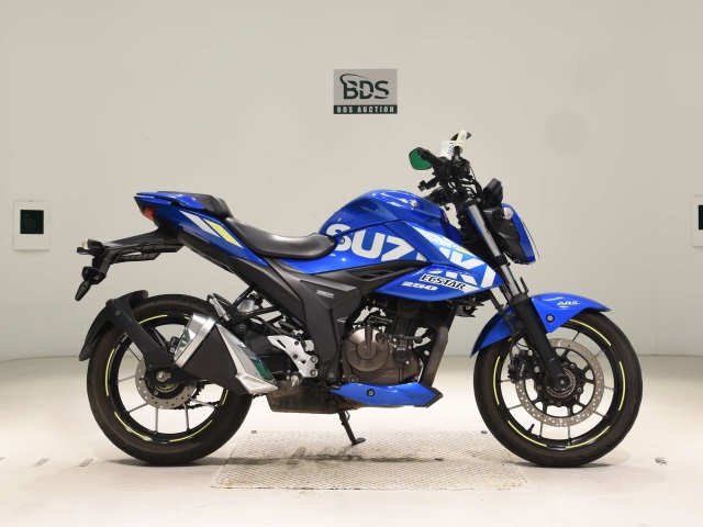 Suzuki GIXXER250