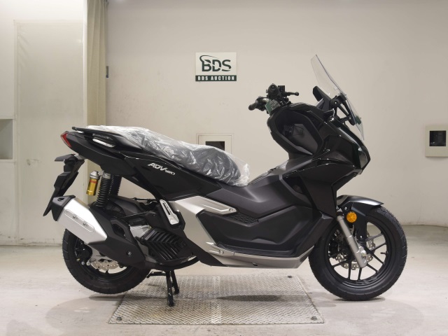 Honda ADV 160 2025