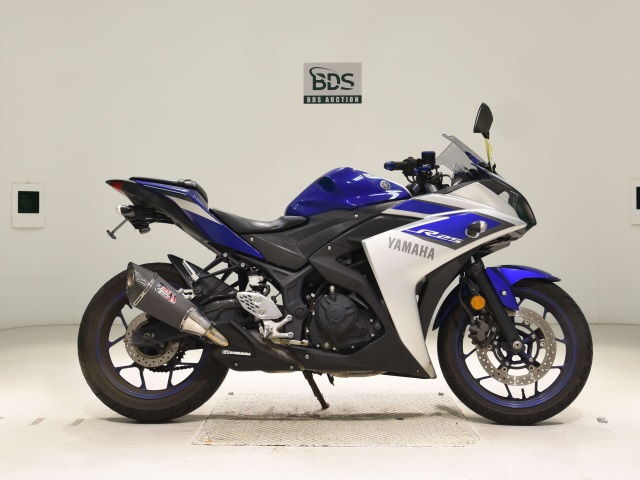 Yamaha YZF-R25 2015