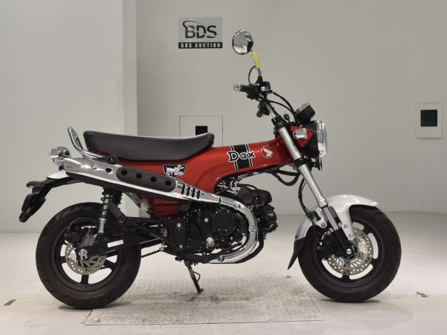 Honda DAX125 2022