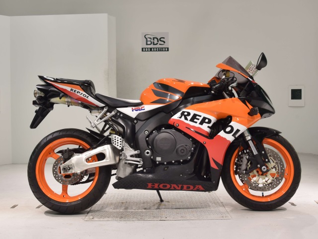 Honda CBR1000RR 2006