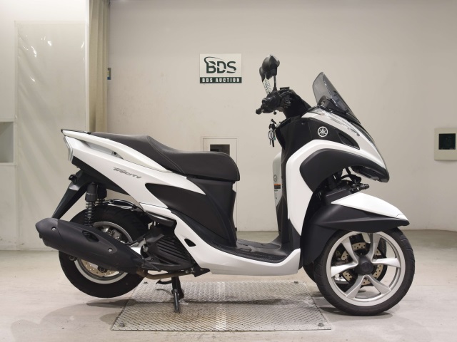 Yamaha TRICITY MW125 2015