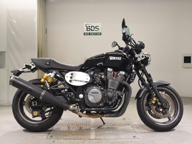 Yamaha XJR1300C 2016