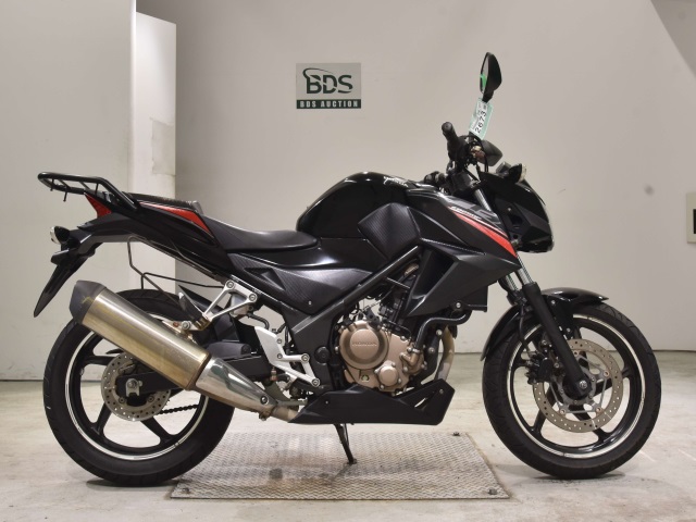 Honda CB250F 2017