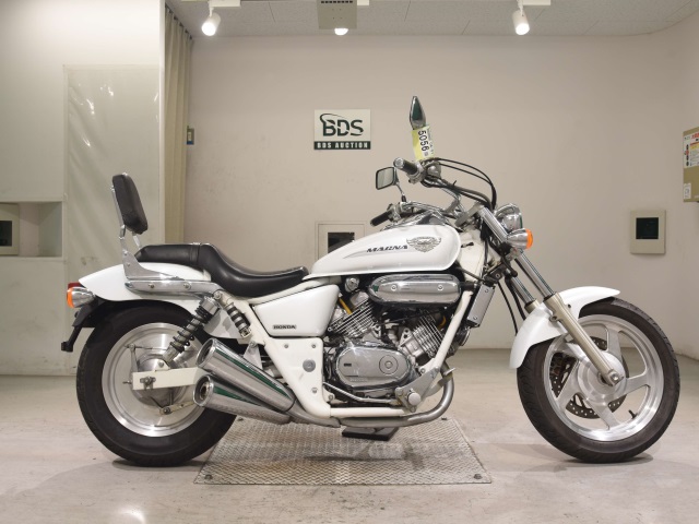 Honda MAGNA250 2005