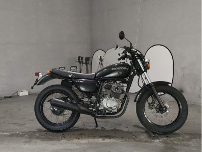 Honda CB223S 2010