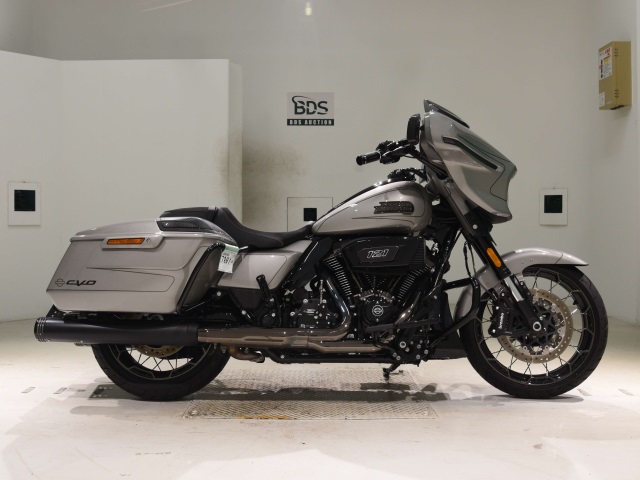 HD STREET GLIDE FLHXSE1920 CVO 2023