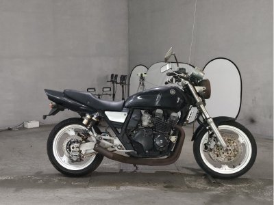 Yamaha XJR400 1995