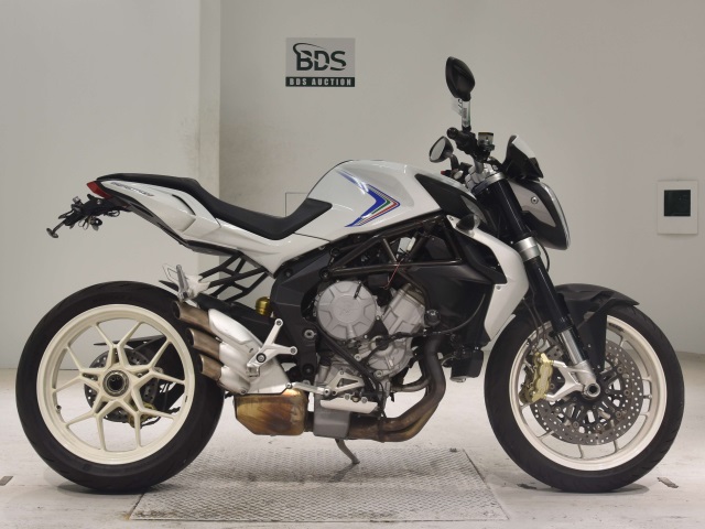 MV Agusta BRUTALE800 2014