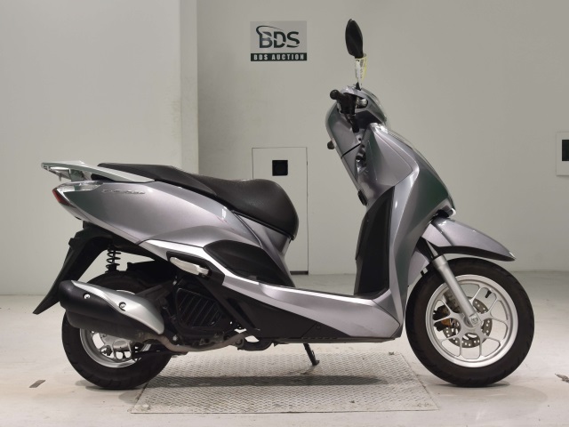 Honda LEAD125 2018
