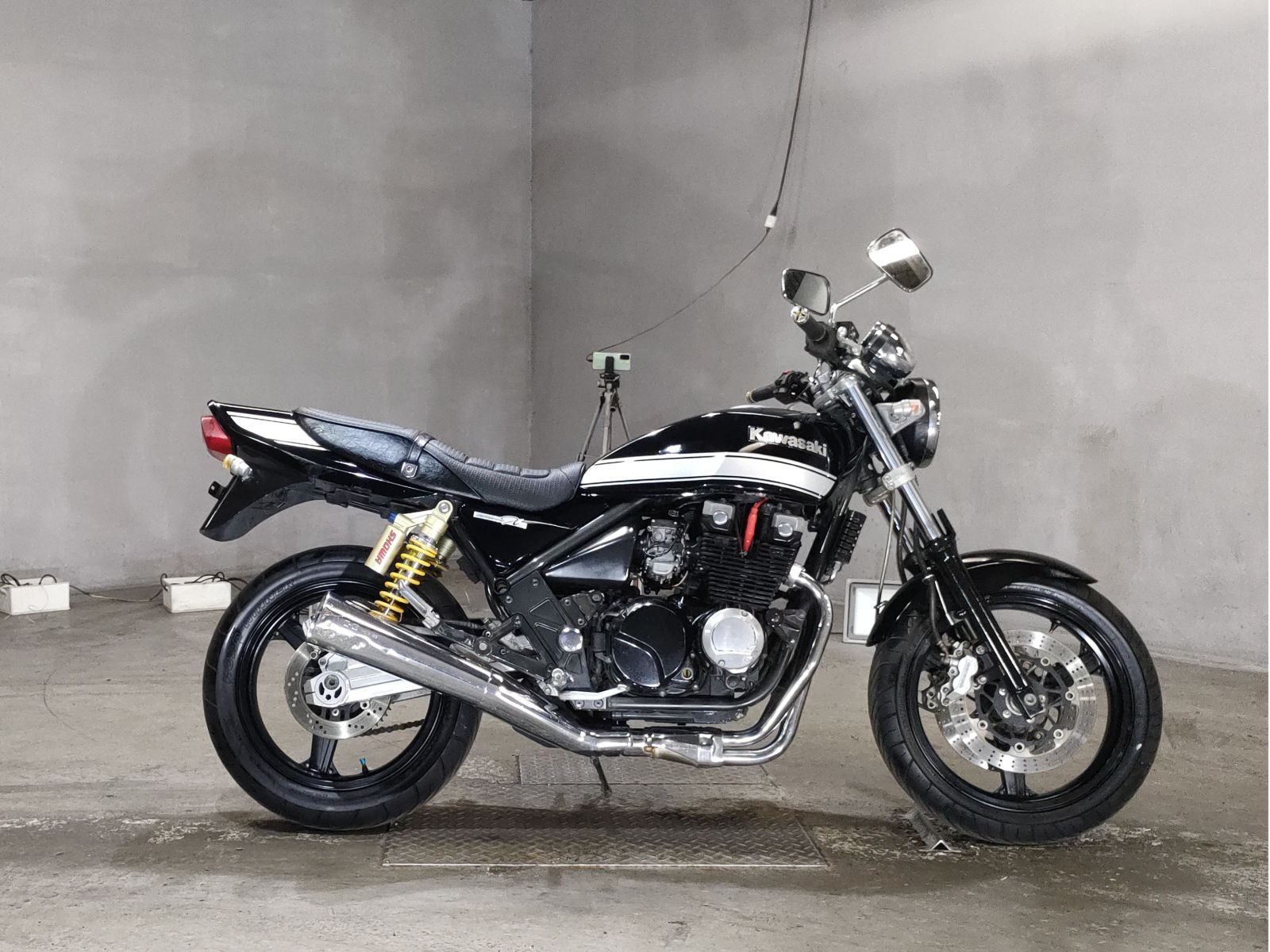 Kawasaki ZEPHYR400 2005