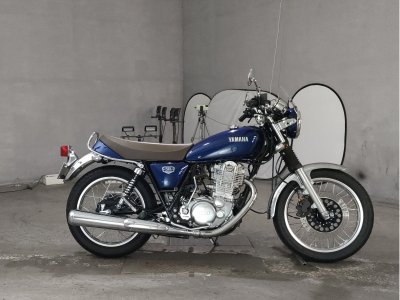 Yamaha SR400 2021