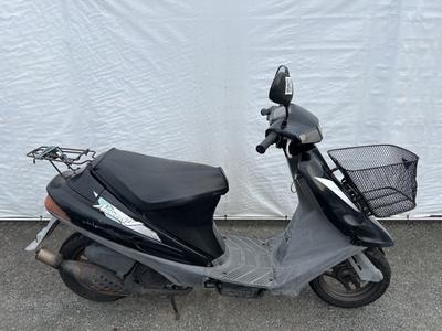 Suzuki ADDRESS V100