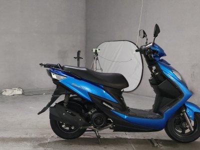 Suzuki SWISH