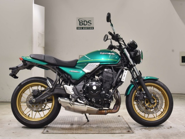 Kawasaki Z650RS 2024