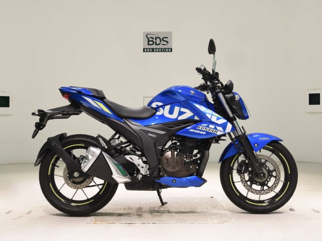 Suzuki GIXXER250