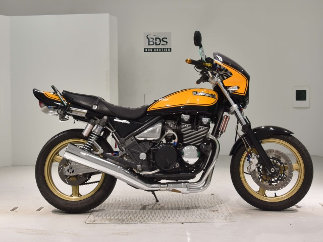 Kawasaki ZEPHYR400 2006