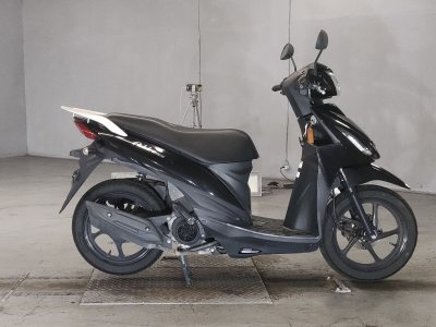 Suzuki ADDRESS V110