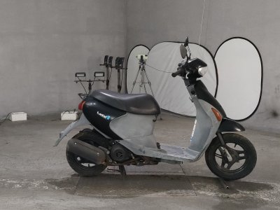 Suzuki LETS4