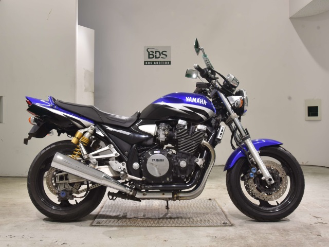 Yamaha XJR1300 2002