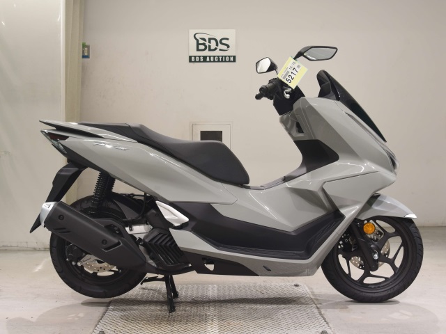 Honda PCX125 2025