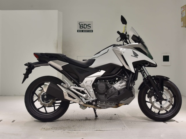 Honda NC750X 2024