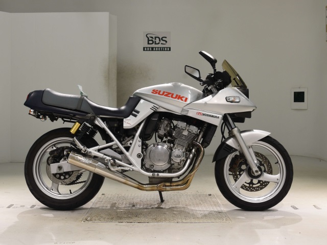 Suzuki GSX250S KATANA