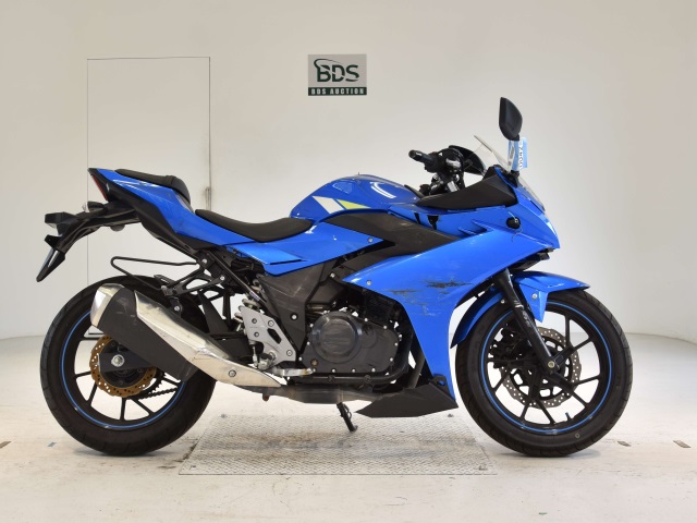 Suzuki GSX250R