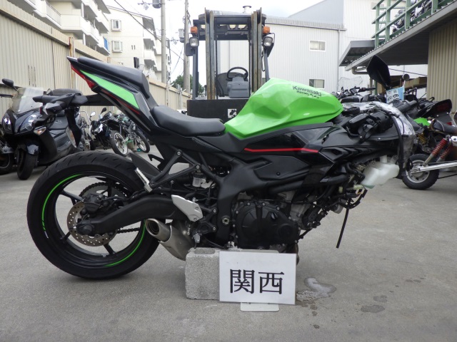 Kawasaki NINJA ZX-25R 2022