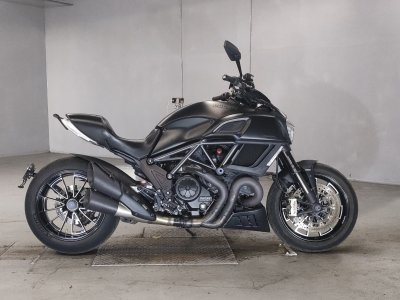 Ducati DIAVEL 2014