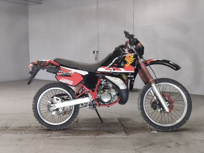 Yamaha DT125R