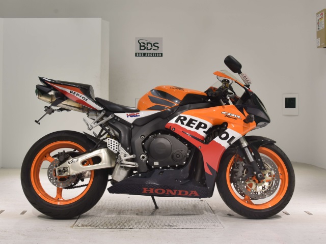 Honda CBR1000RR 2006